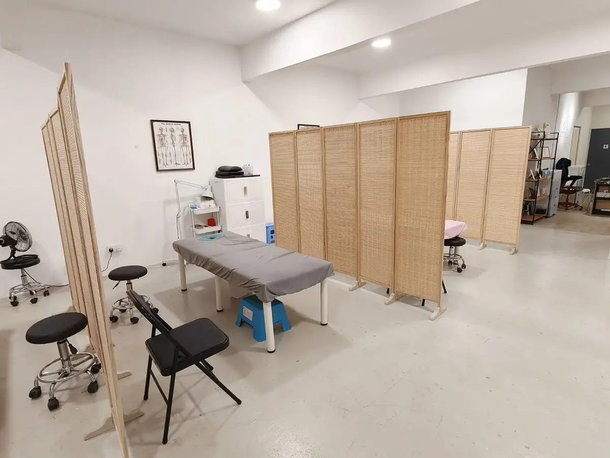 The bright and spacious therapy area at Armos